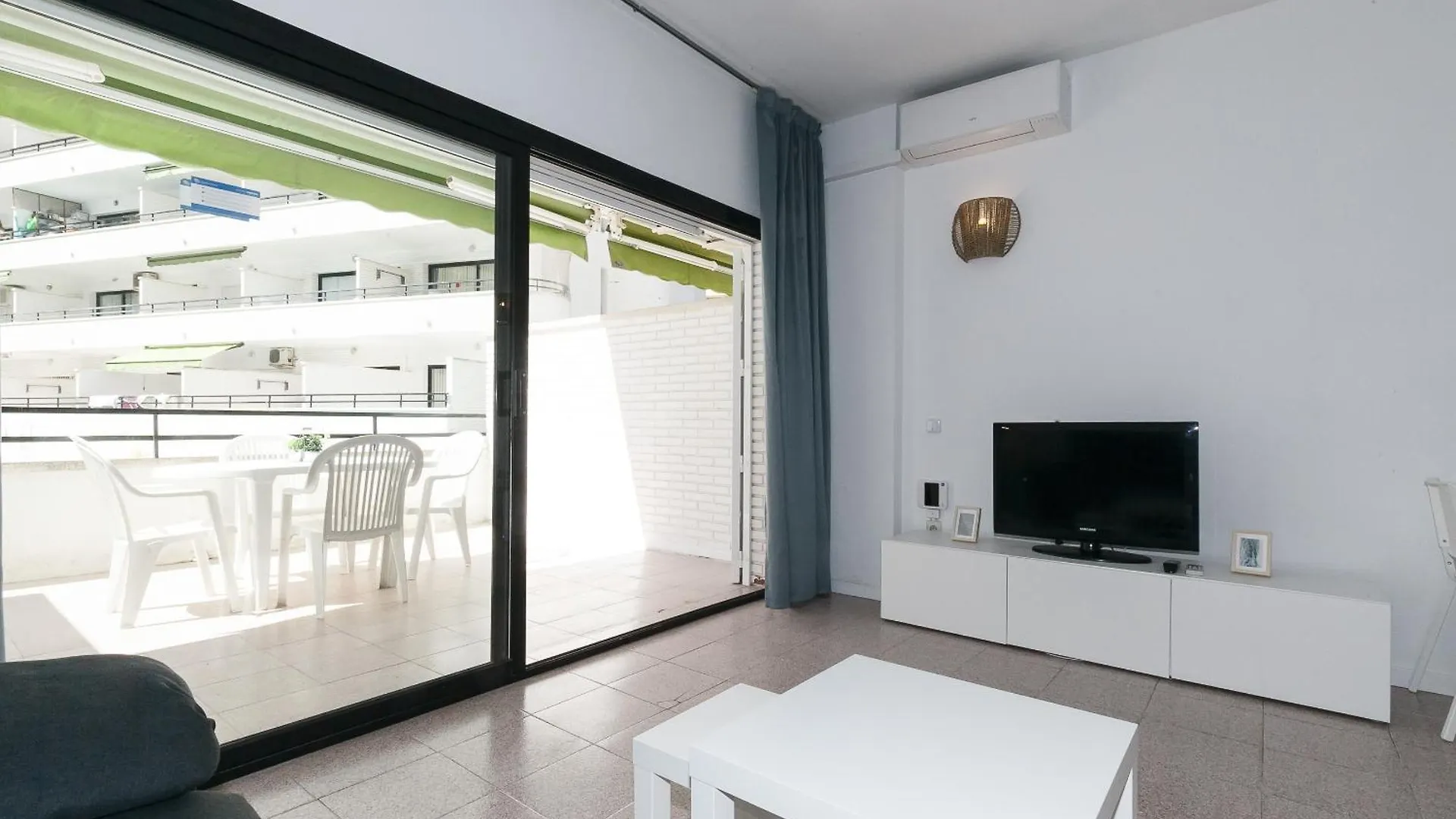 Uhc Montecarlo Apartments S104-018 Salou