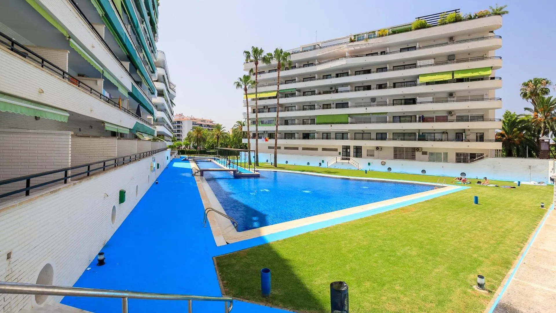 Uhc Montecarlo Apartments S104-018 Salou Spain