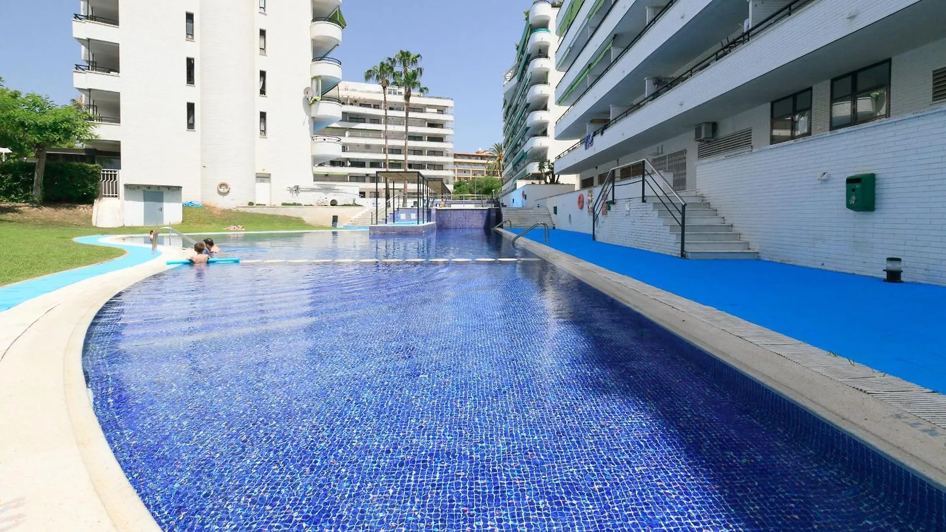 Uhc Montecarlo Apartments S104-018 살루